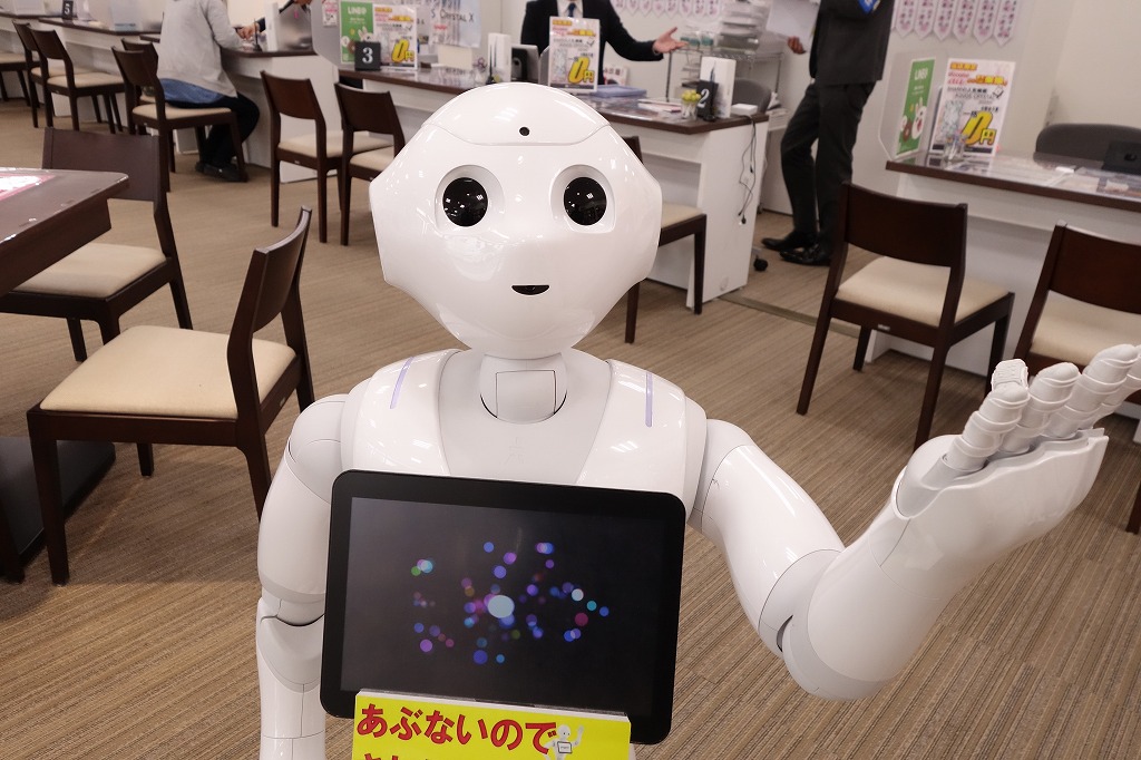 滋賀県彦根市でソフトバンクのPepper（ペッパー）に出会えた！これが未来だ！