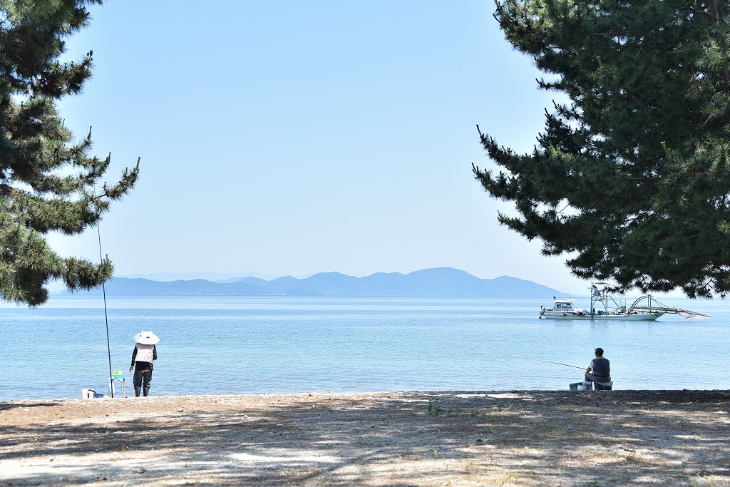 滋賀のびわ湖の綺麗さを「小松浜水泳場」で感じた!県内でもオススメの水泳場です。