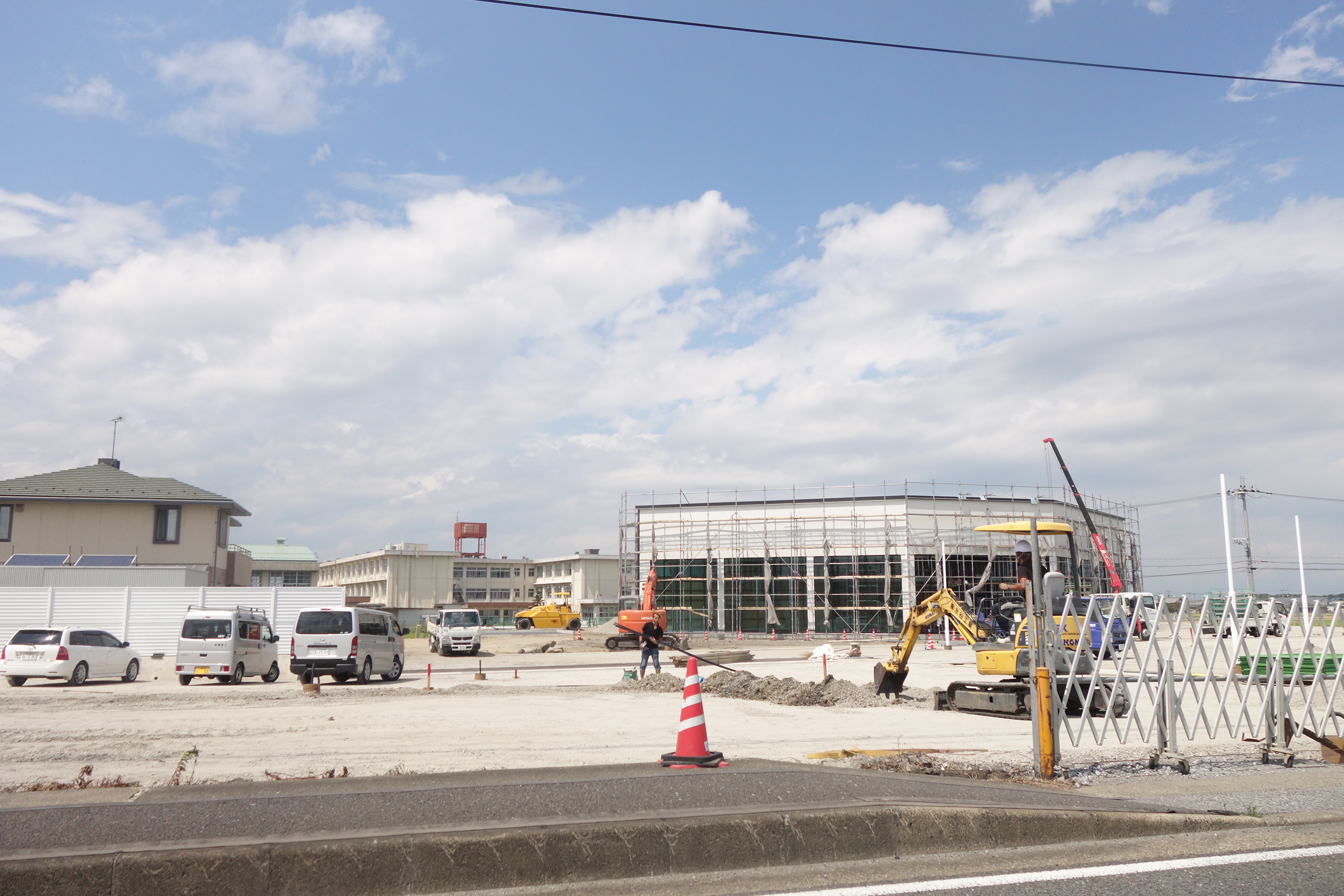 彦根市にガリバーアウトレットが建設中！場所は「極楽寺町」交差点付近です。