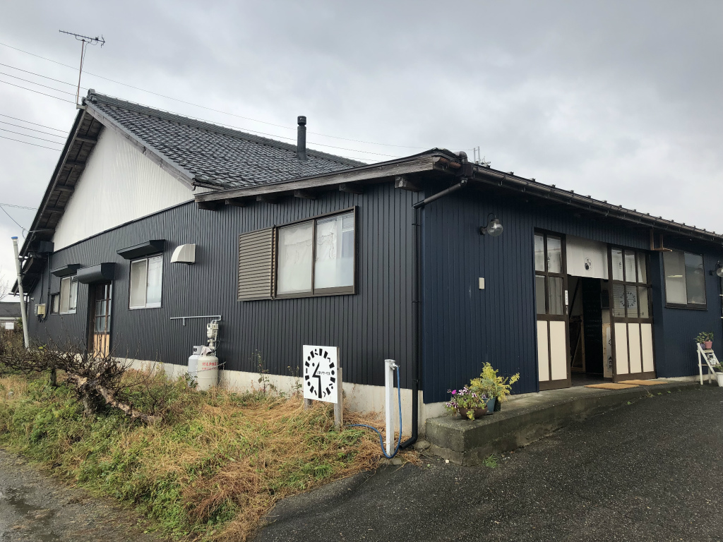 高島市にオープンした「百鈴」！カフェや革小物など5店舗のこだわりのお店が集まるスポット♪