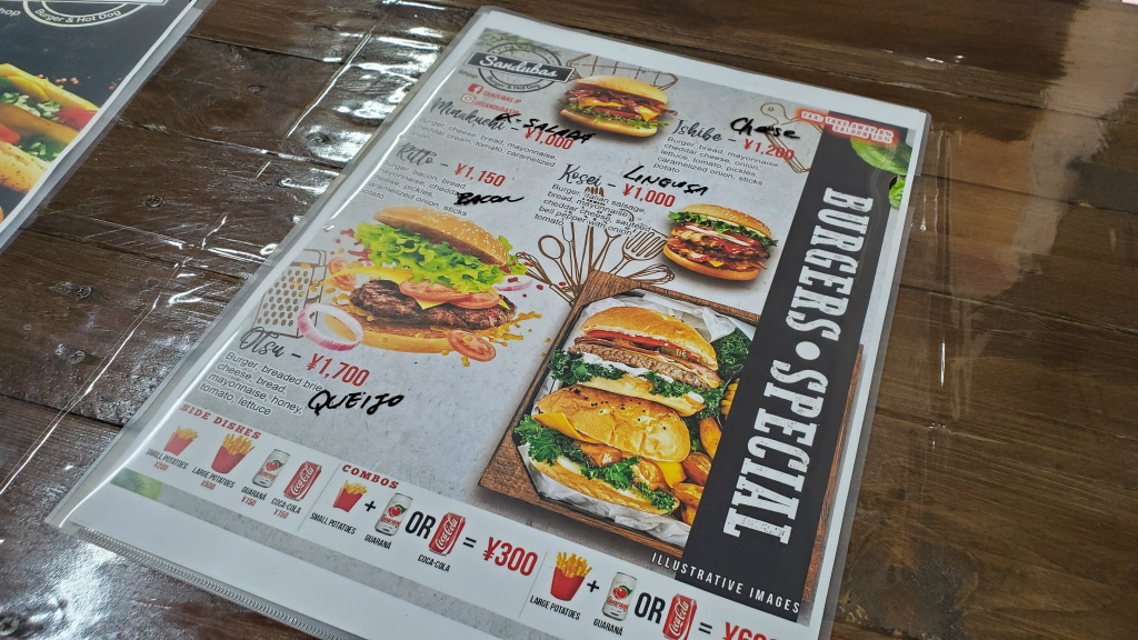 湖南市に本場感満載のハンバーガーとホットドッグのお店「Sandubas」がオープンしています！