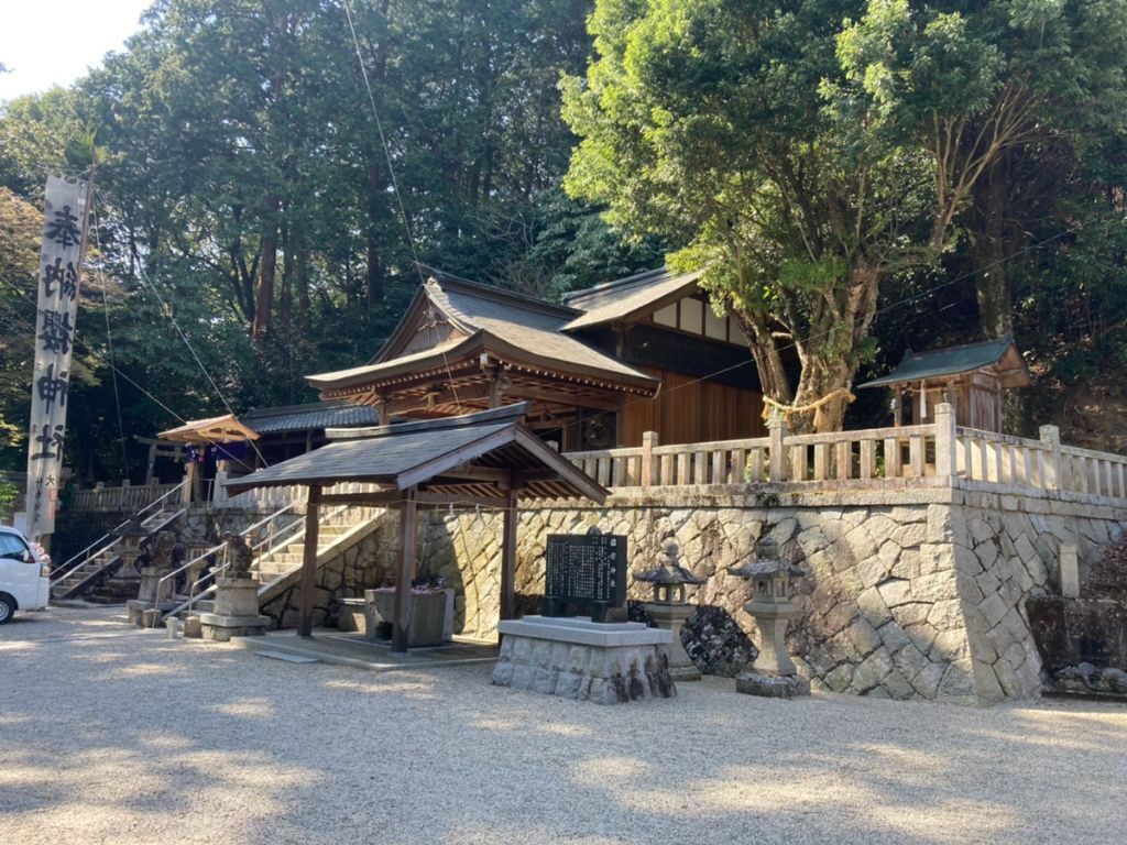 甲南町櫻神社