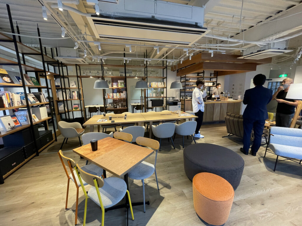 草津市にコワーキングスペース「SHIGA CONNECT（シガコネクト）」がオープンしています！ビジネススペースやマッチングスペースとして興味津々です！