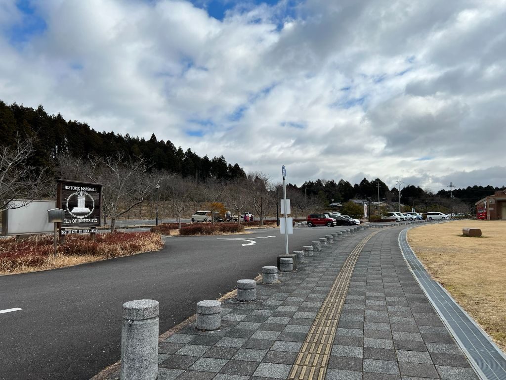 甲賀市の「ポケふた」スポット・鹿深夢の森の駐車場