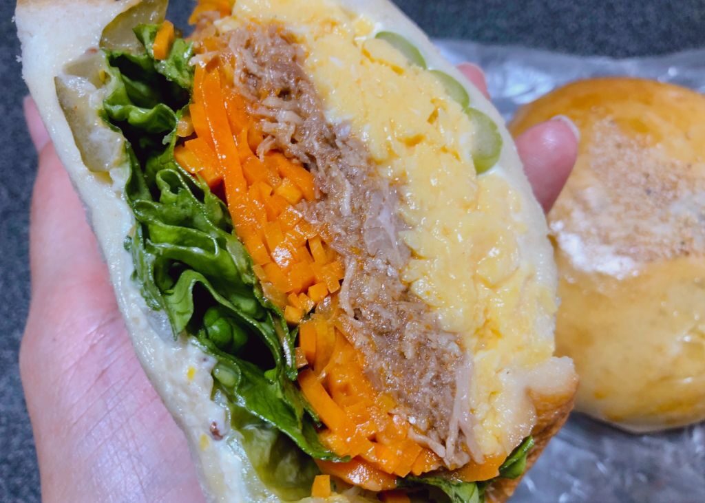 甲賀市「さんどさんど＠Umeぱん」のBBQソースサンドイッチ