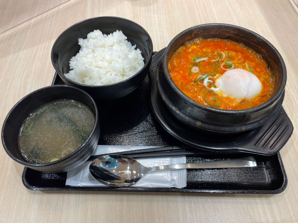 【スンドゥブ食べてきた！】近江八幡市に「カルビ丼スンドゥブのお店 マシッソ」がオープン。辛うまスープでごはんがすすむ～！