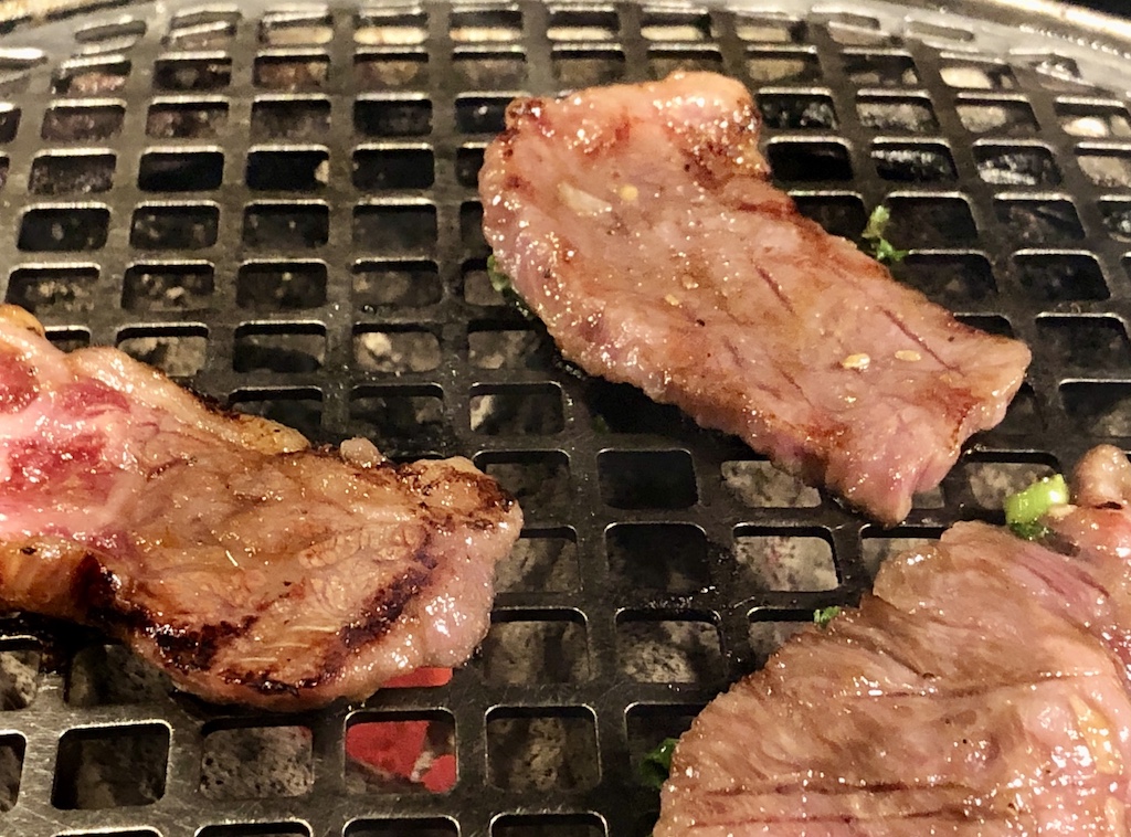 人気焼肉ローカルチェーン「近江焼肉ホルモンすだく」が今度は石山駅前にオープンするらしい！